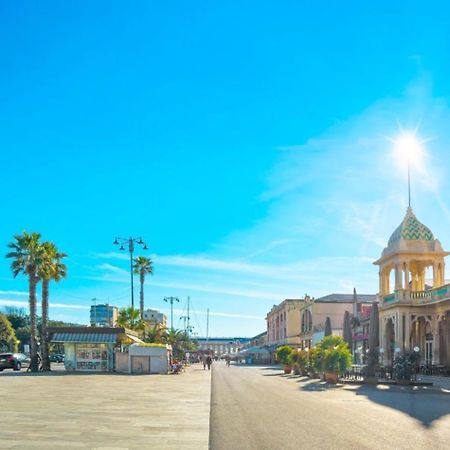Villino San Martino 350M Dal Mare With Covered Parking Viareggio Exterior foto